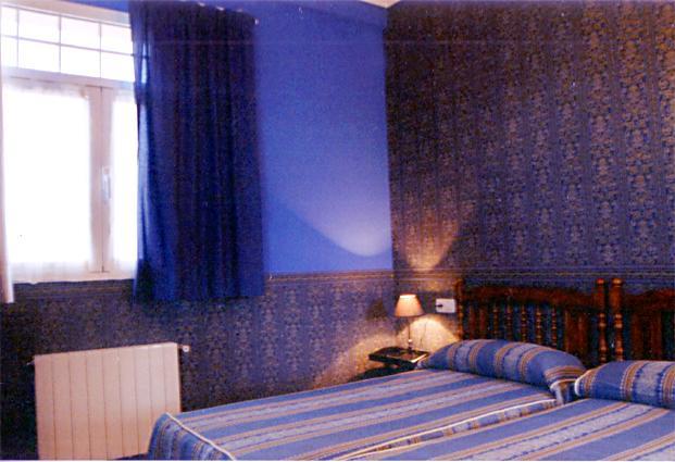 Hotel Joshe Mari Бакио Екстериор снимка